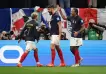 El campeón vigente Francia eliminó 2 a 1 a Inglaterra y es semifinalista