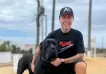 Transportó el perro de un amigo y 20 años después hizo de ese favor una empresa que lleva mascotas por todo el mundo