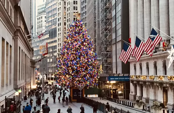 Los grficos muestran que se acerca una "compra navidea" en Wall Street