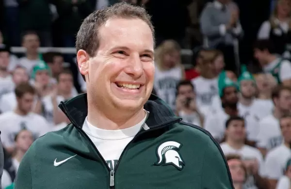 Quién es el multimillonario que compró los Phoenix Suns y rompió un récord en la NBA