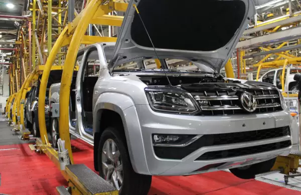 La fabricación de vehículos creció en marzo un 25,4% interanual y las exportaciones un 31,7%