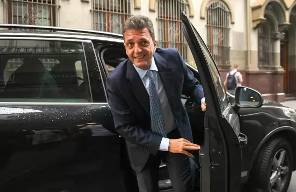Gobierno emite el esperado decreto del canje, logra licitar $416.000 millones pero las dudas persisten
