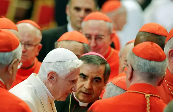 As era el ex papa Benedicto XVI, el primer pontfice en 600 aos que renunci a su cargo