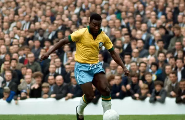 Cmo jugaba Pel, el futbolista perfecto que antecedi a Maradona