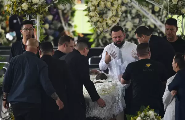 Así es cómo Brasil despide a "O Rei" Pelé