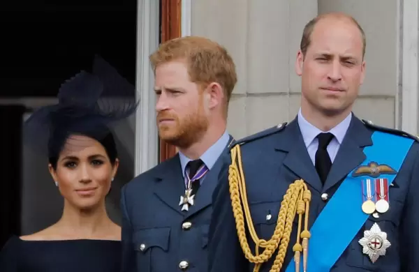 El prncipe Harry sale a vender su nuevo libro con una contundente revelacin: as lo agredi su hermano William