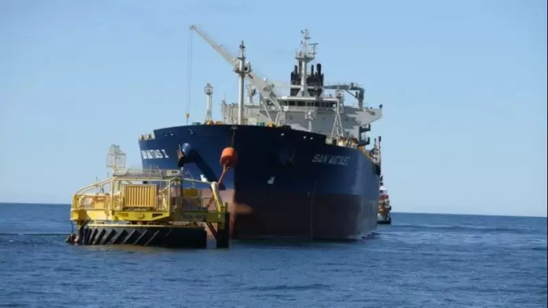 Oiltanking en Puerto Rosales