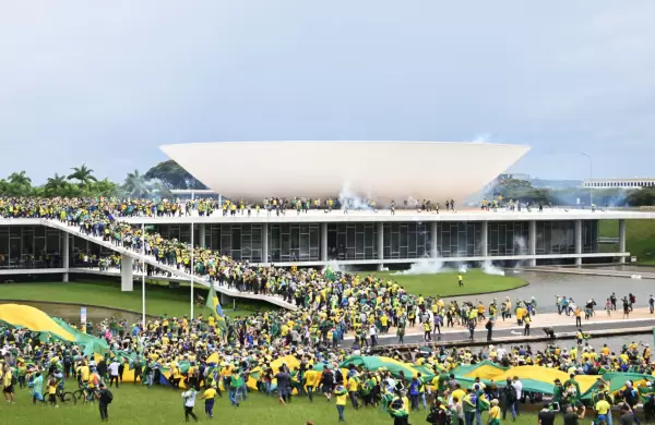Lula da Silva visitó las instalaciones destrozadas en Brasilia por los bolsonaristas