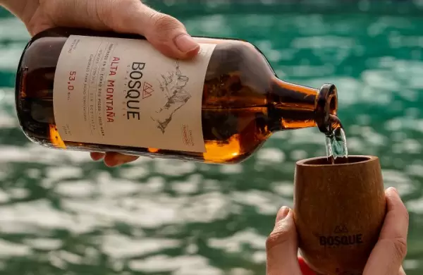 "Vamos por el bicampeonato": Así es la historia del mejor gin del mundo que se produce con enebro salvaje de la Patagonia