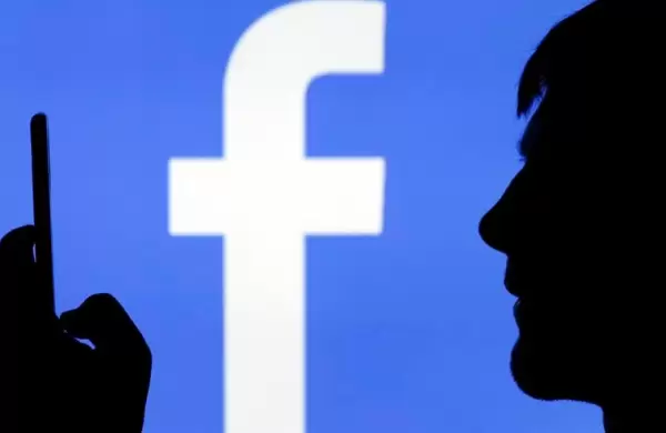 Descubren extensiones falsas de ChatGPT que instalan malware y roban cookies de Facebook para suplantar identidad