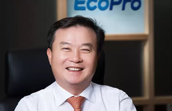 Lee Dong-chae, el fabricante que aprovechó la popularidad de los vehículos eléctricos para convertirse en multimilloanario