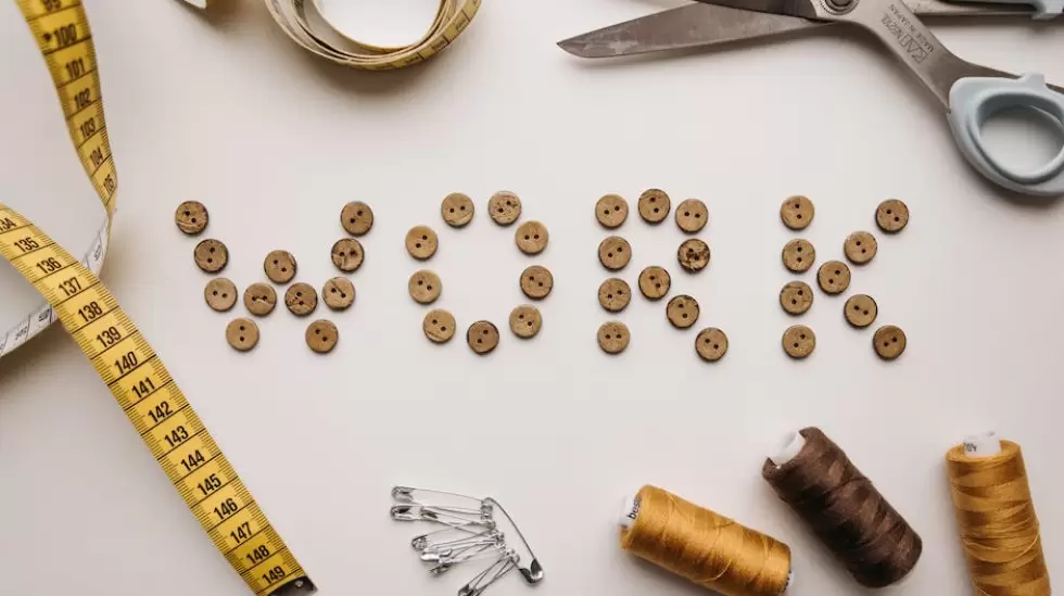 Fotos de stock gratuitas de botones, cosiendo, flatlay