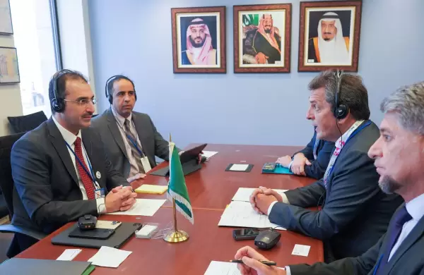 Massa acordó con fondo saudita una inversión de US$500 millones en la Argentina