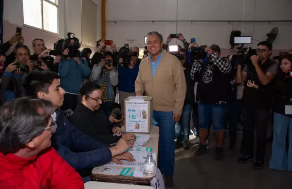 Rolando Figueroa fue elegido nuevo gobernador de Neuquén y Alberto Weretilneck de Río Negro