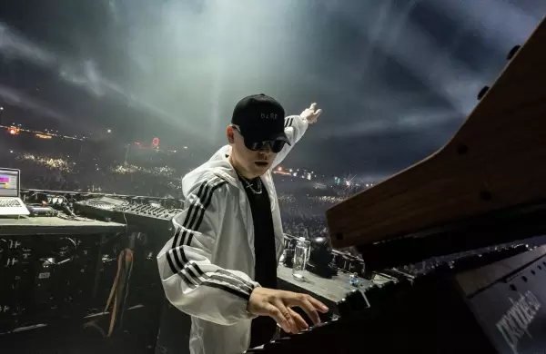 Las marcas se suben al escenario con Bizarrap para sus shows en Buenos Aires