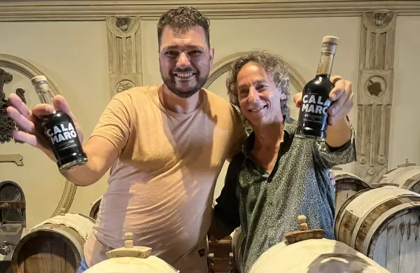 Calamaro Gourmet: el msico presenta su aceite de oliva y  cuenta los secretos de su nueva aventura