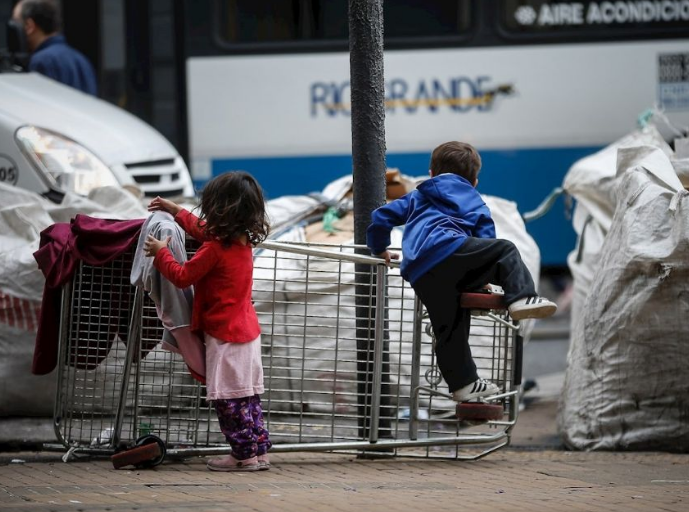 Las Escalofriantes Cifras Que Reveló La Uca Sobre La Pobreza De Niños Y Adolescentes En La 0171