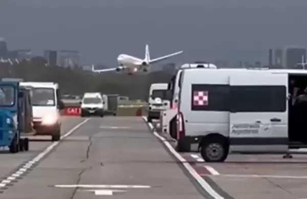 ¿Para los especialistas estuvo bien o mal?: Un avión de Flybondi tuvo que abortar el aterrizaje en Aeroparque