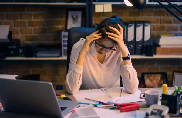 Adicciones en la oficina, ¿de eso no se habla?
