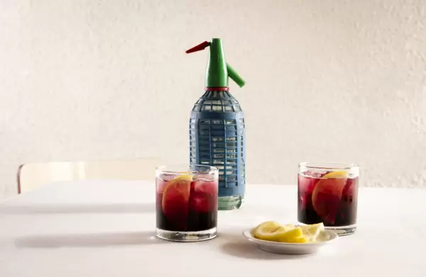 Por qu el vermut es el aperitivo ms elegido en la pospandemia