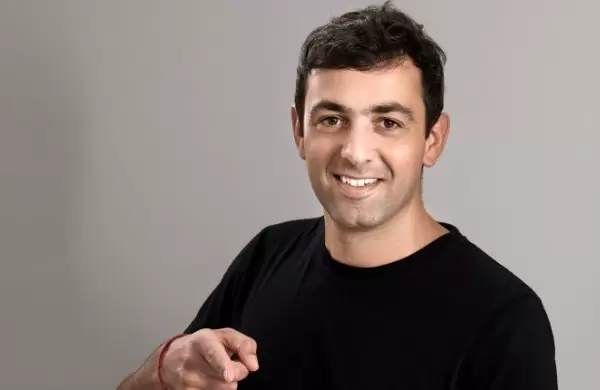 En la cima de la montaña: la primera experiencia laboral de Gastón Irigoyen, CEO de Pomelo, como instructor de esquí en USA