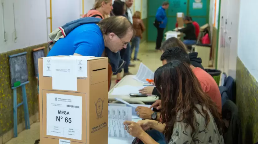 Elecciones en La Pampa (Télam)