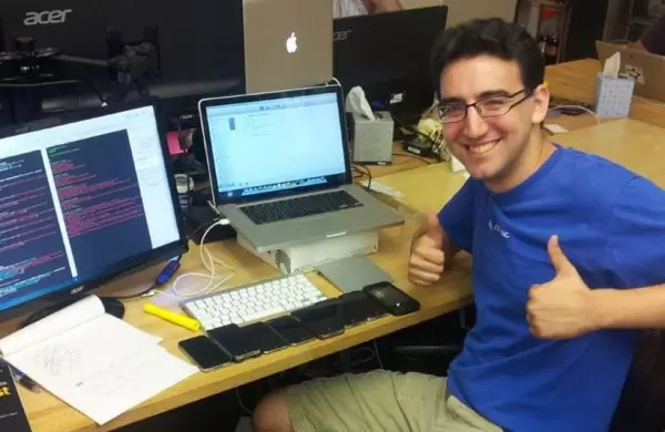Día del programador: La gran oportunidad argentina para posicionarse en el epicentro tech ante el cambio geopolítico global