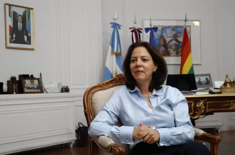 embajadora claudia scherer effose -embajada francia - forbes 17 foto juan casas