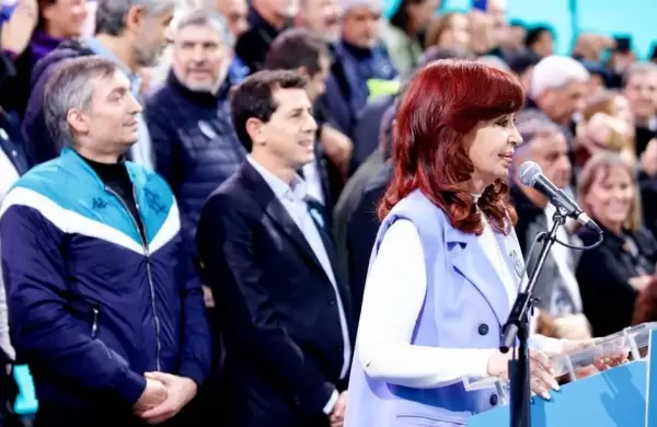 Cristina Kirchner: "el gobierno de Alberto es infinitamente mejor de lo que hubiera sido otro de Mauricio Macri"