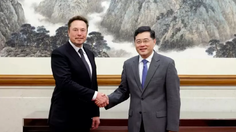 Elon Musk y el canciller chino