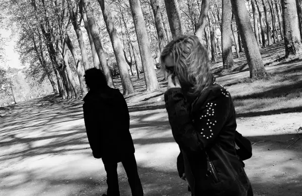 Psicologa: Cinco seales de que tu pareja te est abandonando en silencio