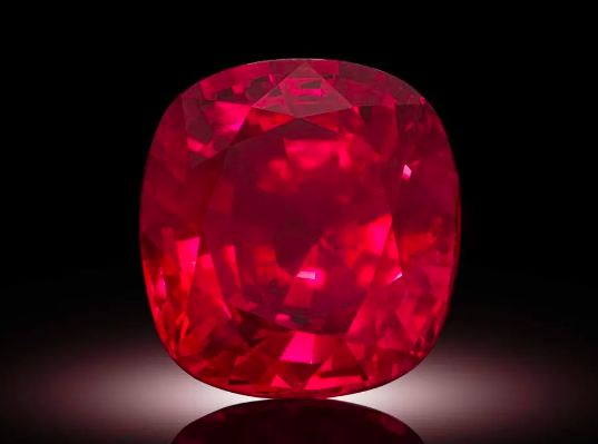 Rubi Da Rosa Un rubí de 55 quilates y un diamante rosa de 10 quilates alcanzan un ...