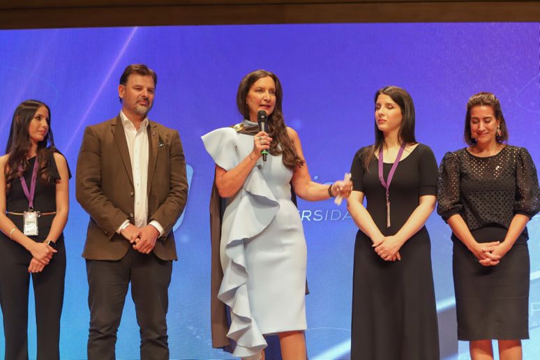 Extienden la inscripción a los premios FLOR a la Diversidad 2023: hasta ...