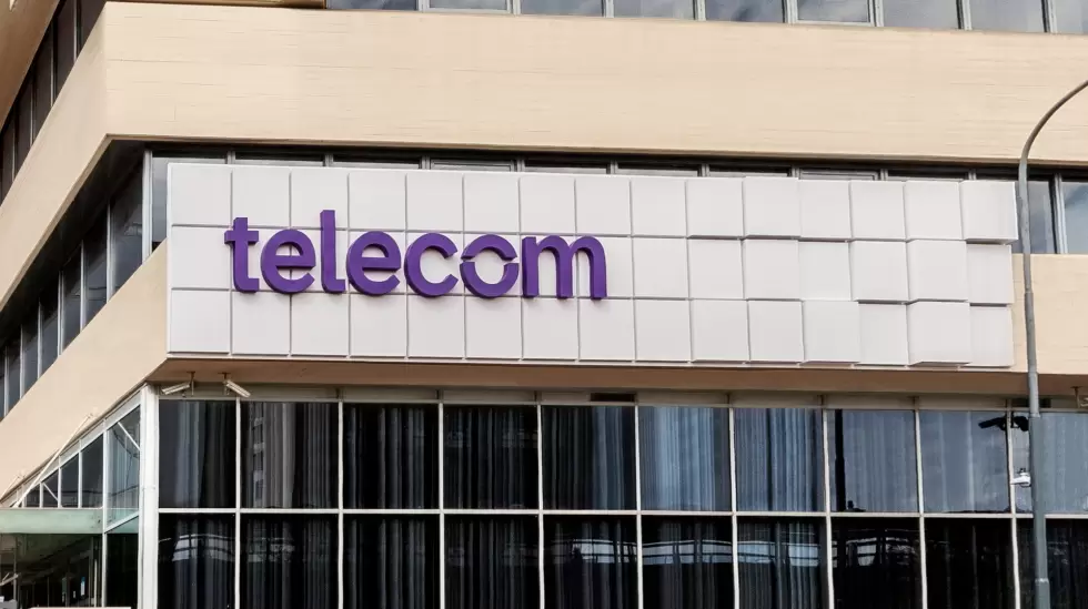 Telecom (nuevo logo 2023)