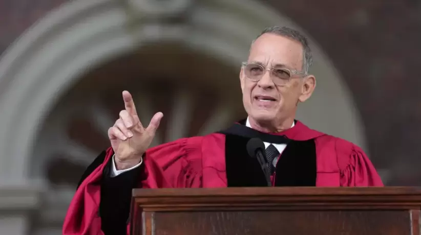 Tom Hanks, Joe Biden, Oprah Winfrey, discursos de graduación, videos