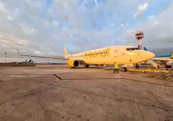 Flybondi retoma operaciones pero los problemas por los dlares continan