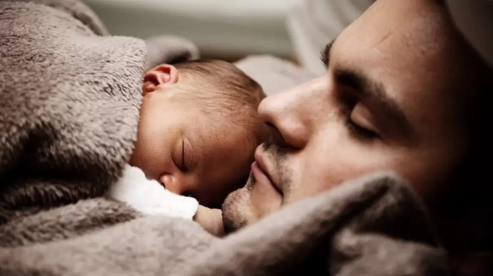 Hombre Y Beb Durmiendo En Fotografa De Primer Plano