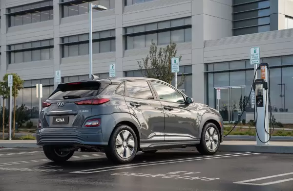 Ms inversin y cierre de plantas de China: la estrategia de Hyundai para aduearse del segmento EV
