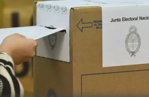 Elecciones 2023: cuántos balotajes hubo en la historia argentina