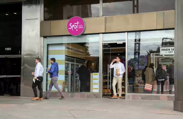 Axion energy apuesta a una nueva unidad de negocio y abre su primera tienda fuera de una estación de servicio