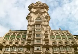 El Palacio Barolo cumple 100 aos: el increble y nico faro urbano de la Ciudad de Buenos Aires