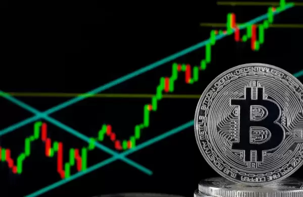 El precio de Bitcoin alcanzó un máximo de 13 meses y el CEO de BlackRock alimentó el fervor de los ETF