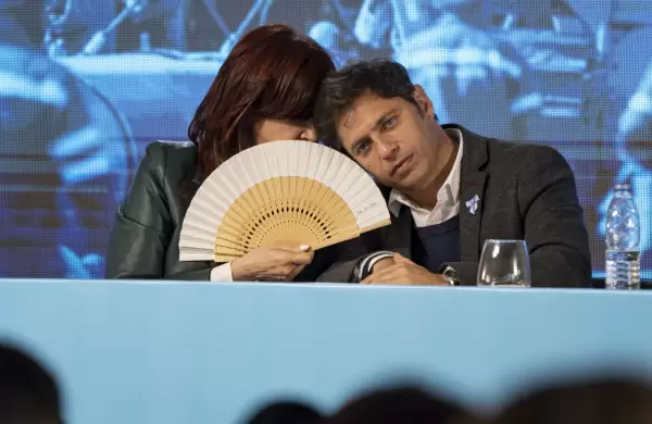 Desde la  Cmara Argentina de Comercio y Servicios apoyan a Eduardo Eurnekian y apuntan contra Cristina Fernndez