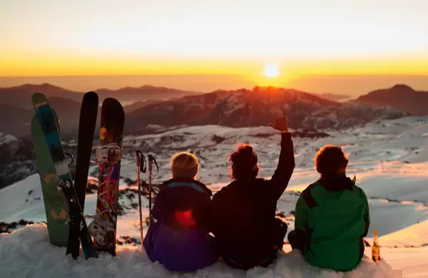 Cómo organizar vacaciones de invierno para bajar el estrés (y aumentar la felicidad)