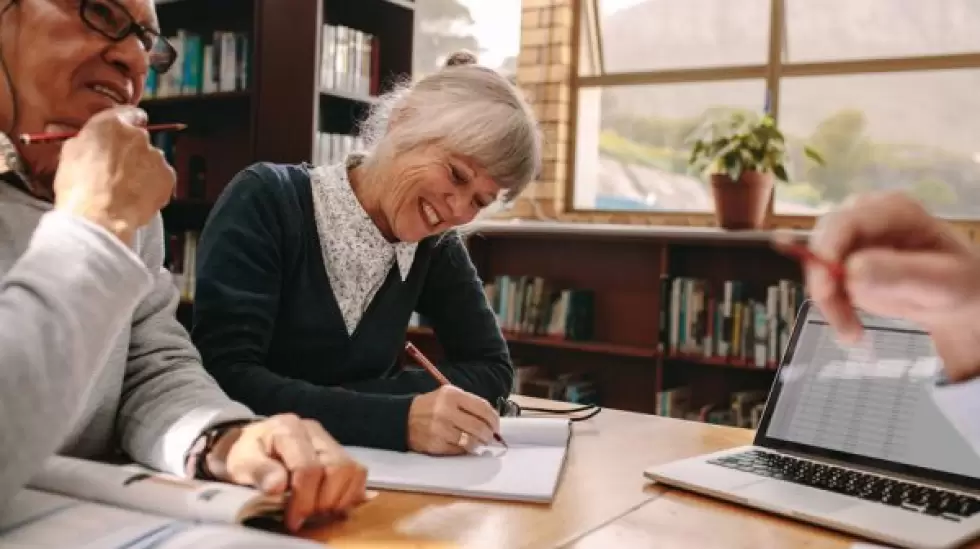 Las actividades mentales aportan grandes beneficios a los adultos mayores