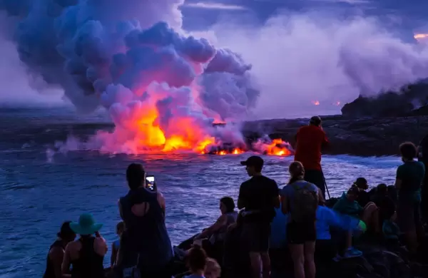 Por la crisis climtica, se incendia un popular destino turstico internacional y advierten graves consecuencias econmicas para la zona