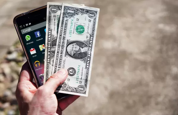 Cmo funciona la app que permite abrir una cuenta en Estados Unidos y ya logr ms de 50 mil descargas en Argentina?