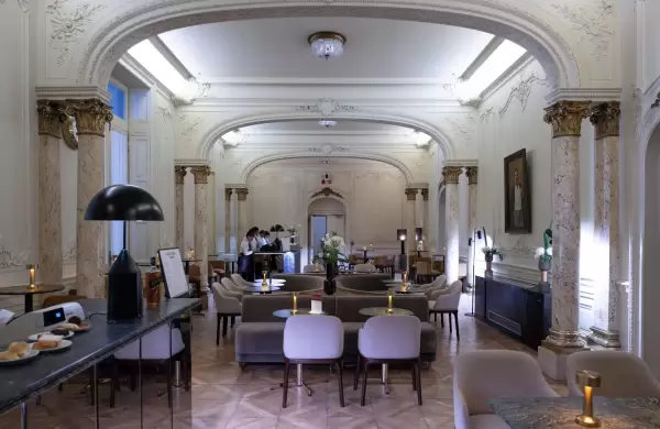 Grupo L invierte $ 200 millones y remodela los espacios gastronómicos del Teatro Colón