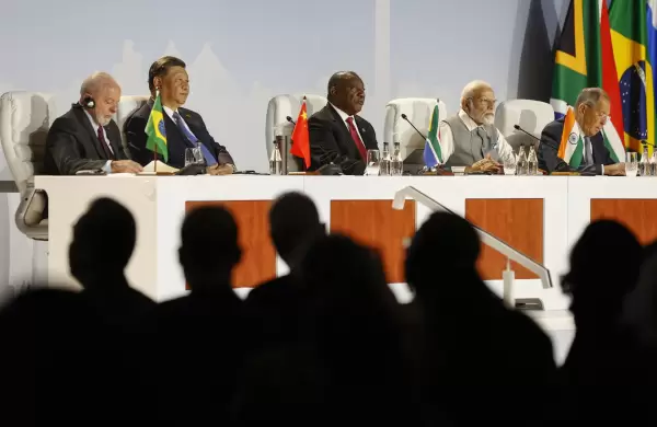 Argentina en los BRICS: va a potenciar la innovacin tecnolgica e investigacin cientfica?