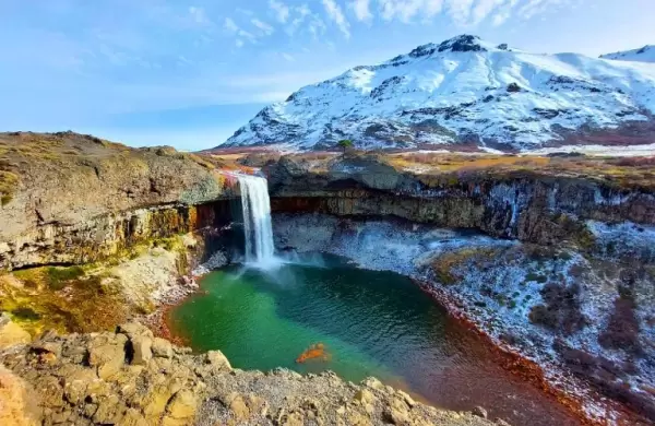 Cmo es y en qu lugar de la Patagonia queda la "cascada oculta" que se form por lluvias de lava
